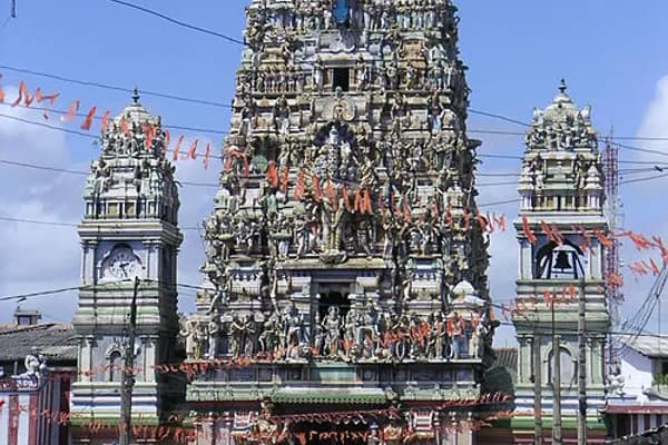 Slave Island photo 2