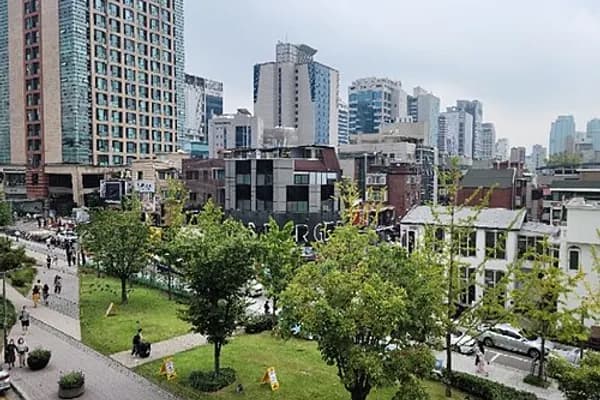 Yeonnam-dong photo 1