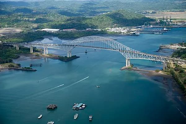 Punta Pacifica photo 4